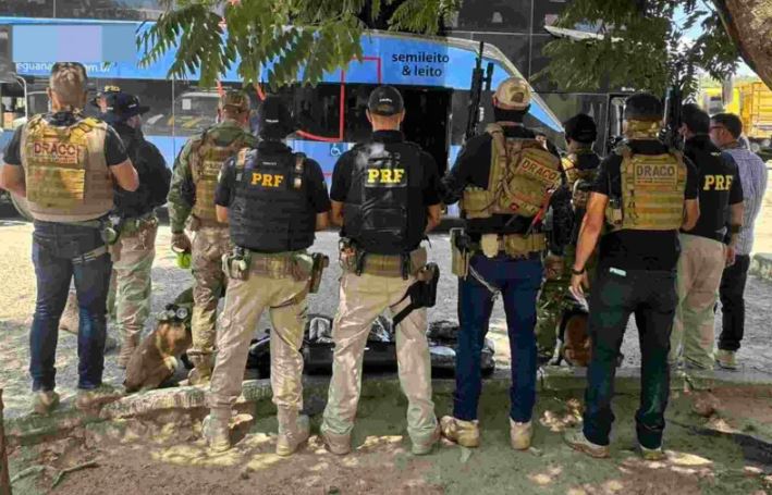 Passageiro é preso com droga avaliada em R$ 600 mil para comercializar no carnaval