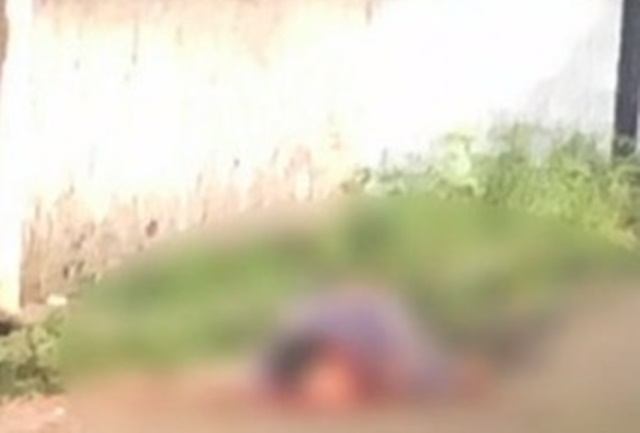 Grupo de 15 homens persegue e mata jovem com quase 50 tiros, na Paraíba