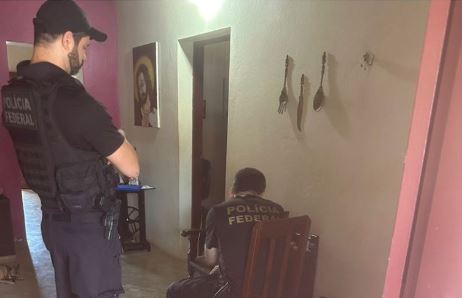 PF prende ex-professor por compartilhar imagens de abuso sexual infantojuvenil