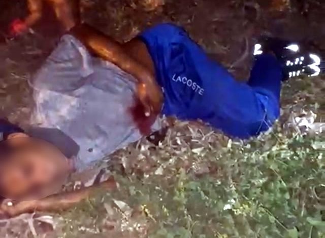 Jovem é alvejado com tiro enquanto jogava bola, no sertão da Paraíba