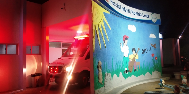 Em Patos, brincadeira de mau gosto causa incidente com lesão em coluna de adolescente no Bloco das Virgens 